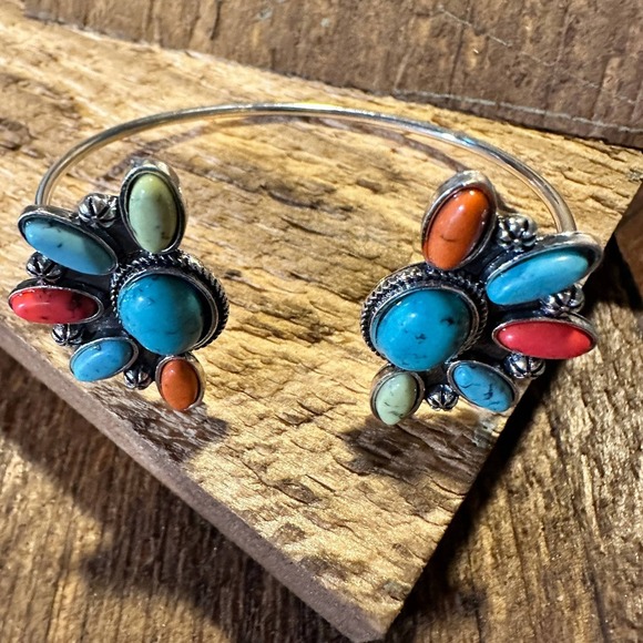 Southwestern-Inspired Bohemian Open Bangle with Multicolor Stones, Gift-Ready B - Picture 4 of 9